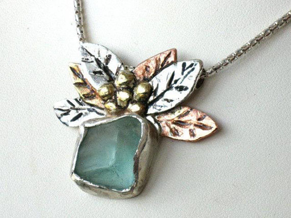 Sea Glass Mixed Metals Pendant Necklace