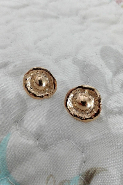 Round Hammered Minimalist Gold Ear Studs