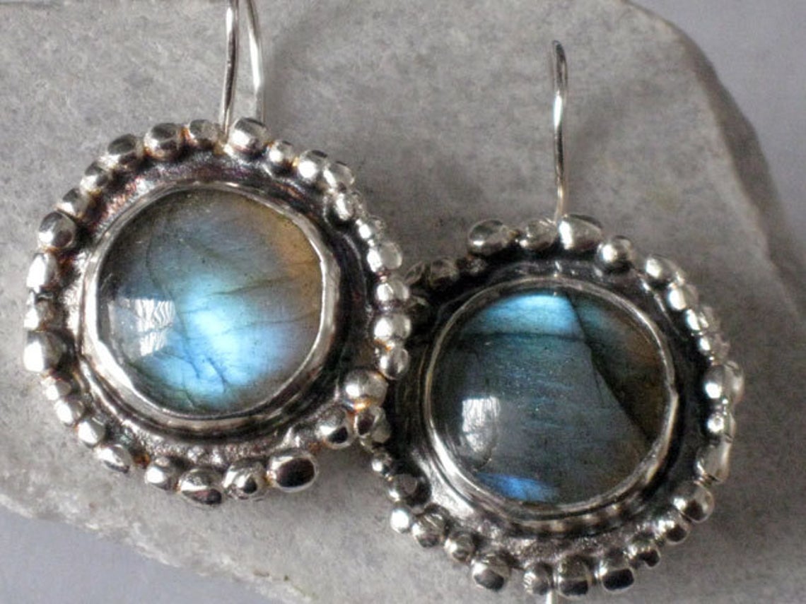 Labradorite Silver Dangle Earrings.