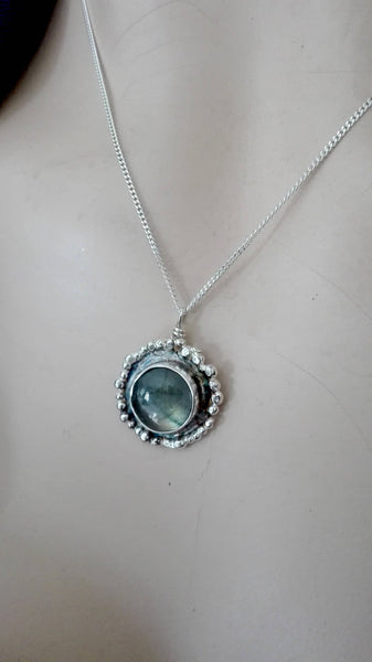 Round Labradorite Pendant Chain Necklace